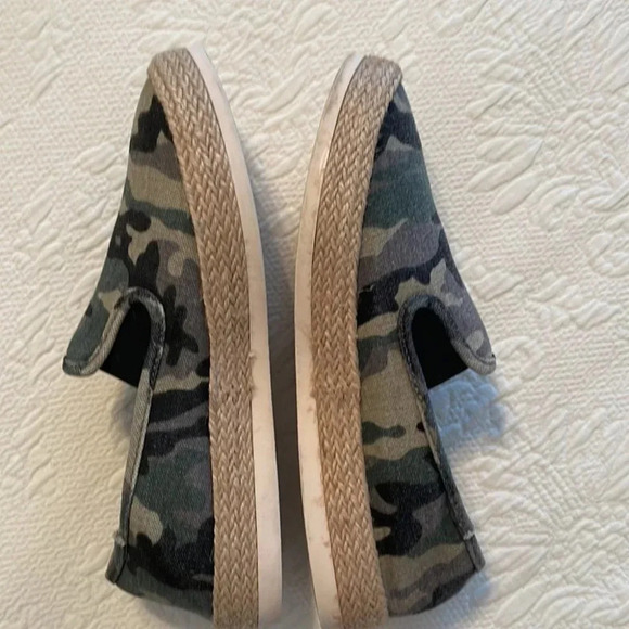 Esprit Nadeen Camo Slip-on Shoe Jute Edging Rubber Sole Textile Upper Flat 7.5 - Picture 5 of 9